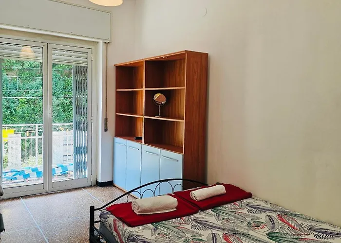Entire 3 Bed Apartment,centrum 公寓 *